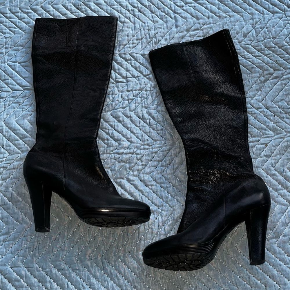 calvin Klein leather heeled boots size 7.5